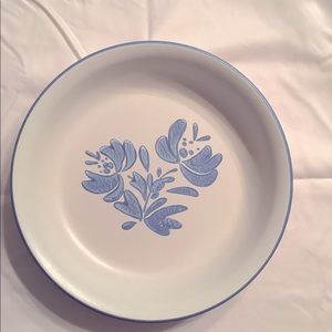 Pfaltzgraff Yorktown 9” pie plate